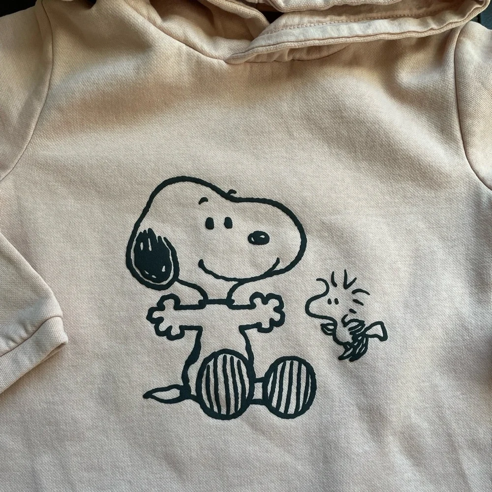 NWOT H&M Peanuts Snoopy Collaboration Mixed Media Hoodie